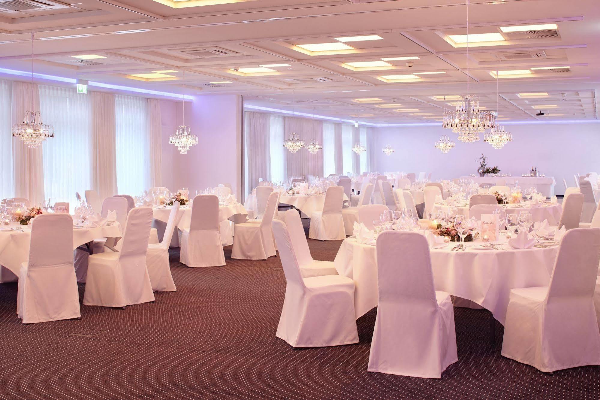 Nordica Hotel Friesenhof 부숨 외부 사진